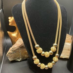 Gold tone chain mail beaded choker/collar necklace